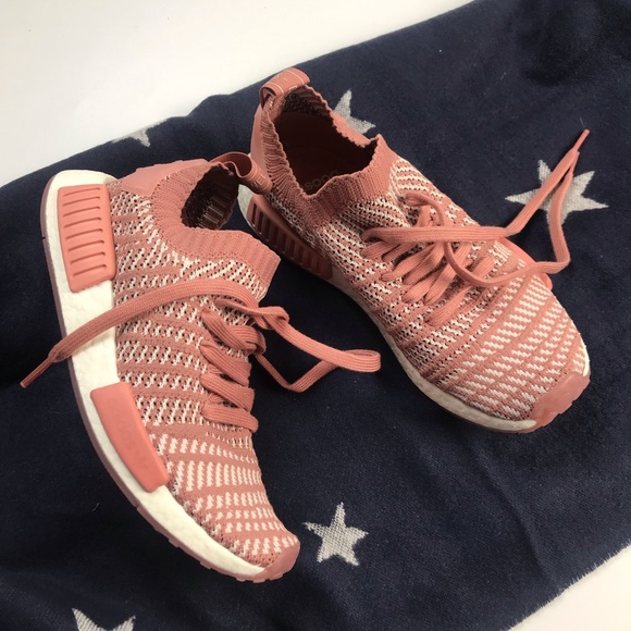 NWT Adidas Boost NMD R1 Primeknit Sneakers Shoes - Picture 3 of 6